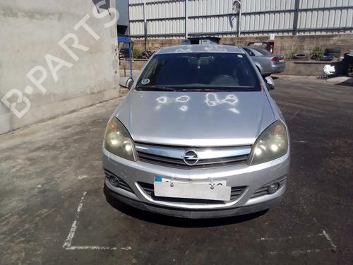 Einspritzpumpe OPEL ASTRA H GTC (A04)  | BP27161268M78 