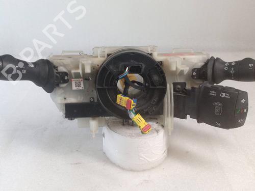 Used Switch RENAULT MEGANE III Hatchback (BZ0/1_, B3_) 1.5 dCi (BZ09, BZ0D, BZ1W, BZ29, BZ14) (110 hp) 20640932