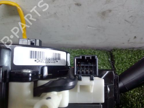 Switch HYUNDAI TUCSON (JM) 2.0 CRDi All-wheel Drive | BP8256894I30 