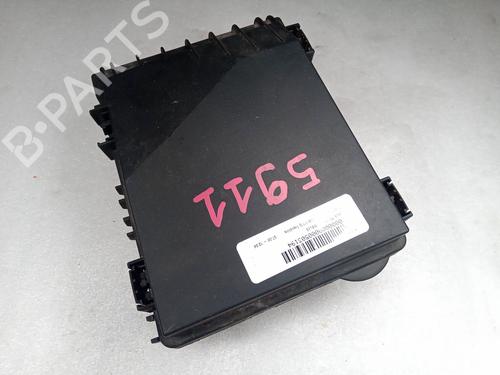 Sikringsdose VW TOURAN (1T1, 1T2) 1.9 TDI (105 hp) 15386456