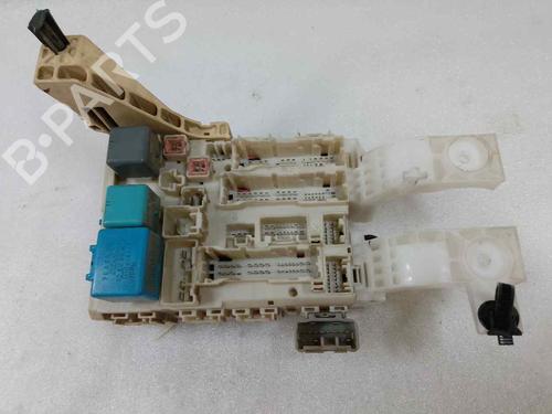 Caja reles / fusibles TOYOTA YARIS (_P9_) [2005-2014]  14990677