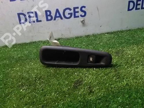 Used Left rear window switch Left rear window switch PEUGEOT 3008 I MPV (0U_) 2.0 HDi 150 / BlueHDi 150 (150 hp) 7611115 7611115