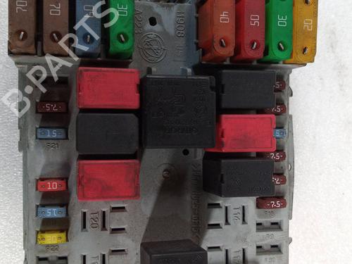 Used Fuse box LANCIA YPSILON (843_) 1.3 D Multijet (843.AXE11, 843.AXE1A) (90 hp) 24204706