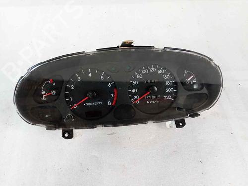 Used Instrument cluster HYUNDAI ELANTRA III (XD) 1.6 (107 hp) 21055284