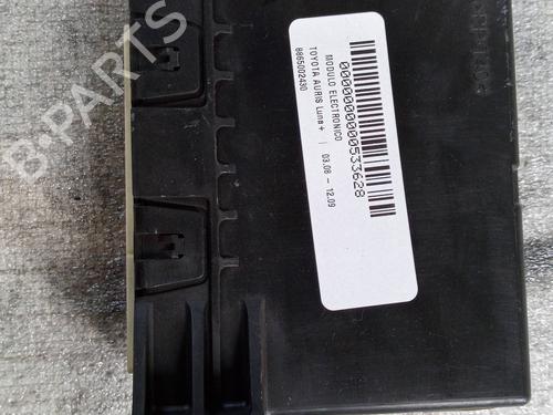 Used Electronic module Electronic module TOYOTA AURIS (_E15_) 1.4 D-4D (NDE150_, NDE150R) (90 hp) 33932502 33932502