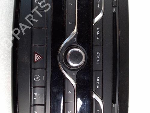 Used Radio INFINITI QX30 2.2 D AWD (170 hp) 24203966