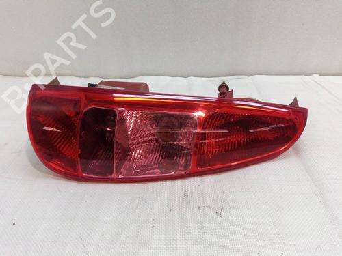left-taillight-peugeot-807-eb_-2002-34155685 main image