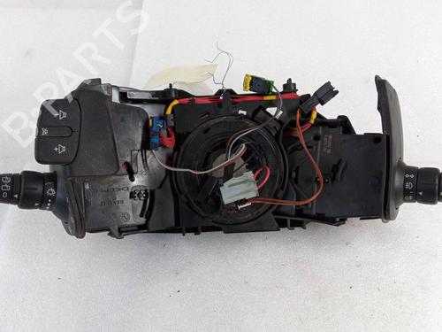 Used Switch RENAULT KANGOO / GRAND KANGOO II (KW0/1_) 1.5 dCi 85 (KW0K, KW0L, KW0B) (86 hp) 23229616