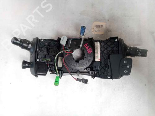 Used Steering column stalk RENAULT SCÉNIC II (JM0/1_) [2003-2010]  27224493