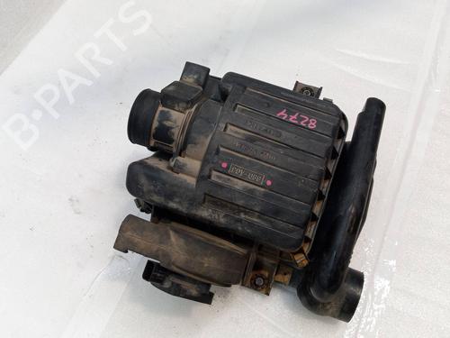 Used Air filter box SUZUKI GRAND VITARA I (FT, HT) 2.0 HDI 110 16V 4x4 (SQ420D, TD83V, JA420WD) (109 hp) 21144972