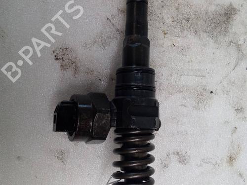 Używane Wtryskiwacz VW GOLF IV (1J1) [1997-2008]  21846019