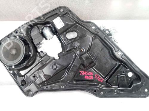 Guarnecido puerta trasera derecha VW TIGUAN (5N_) 2.0 TDI (110 hp) 5N0839462A |