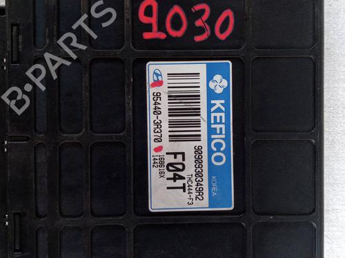 Used Electronic module HYUNDAI SANTA FÉ II (CM) 2.2 CRDi 4x4 (155 hp) 27224525