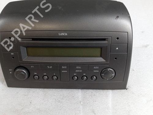 Radio LANCIA YPSILON (843_) 1.3 JTD (843.AXD11, 843.AXD1A) (70 hp) 30489654