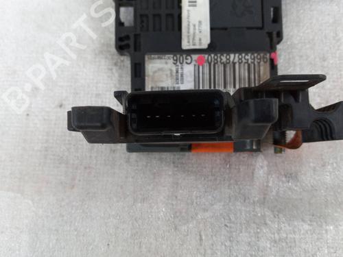 Fuse box CITROËN C4 II (NC_) 1.6 HDi 115 | BP27199154E1