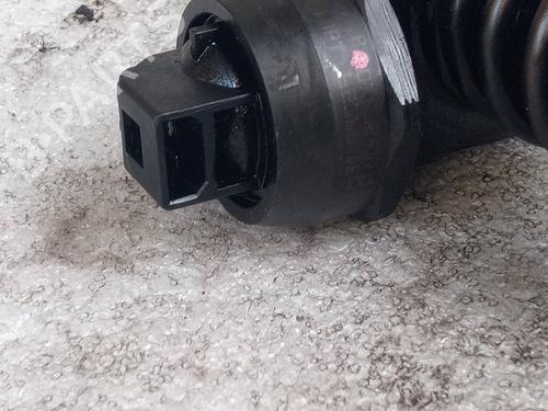 Injector VW CADDY III MPV (2KB, 2KJ, 2CB, 2CJ) 1.9 TDI | BP25760623M100 