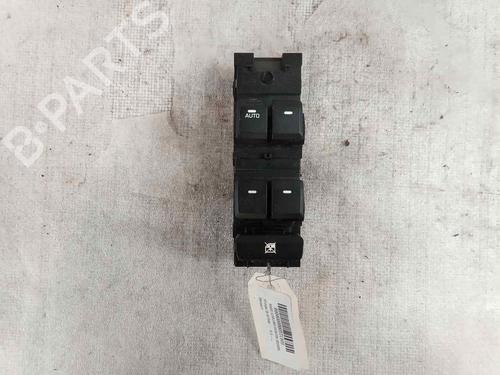 Used Left front window switch HYUNDAI i20 II (GB, IB) [2014-2021]  27882585