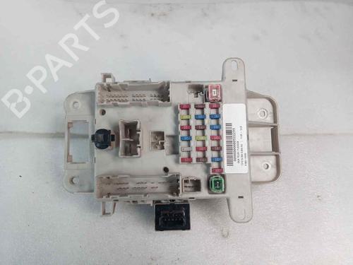 Zekeringkast TOYOTA RAV 4 II (_A2_) 1.8 (ZCA25_, ZCA26_, ZCA25W, ZCA26W) (125 hp) 20342751