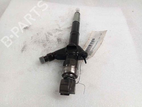 Injector NISSAN ALMERA TINO (V10) 2.2 dCi | BP26007239M100