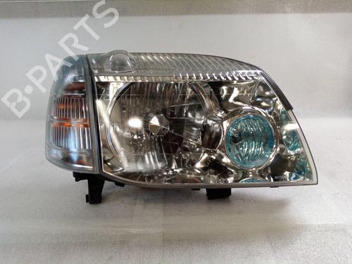 Used Right headlight NISSAN X-TRAIL I (T30) 2.2 dCi (136 hp) 32439186