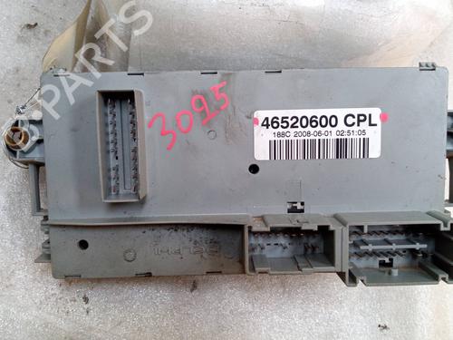 Sikringsdose FIAT DOBLO MPV (119_, 223_) 1.9 JTD (105 hp) 17951313