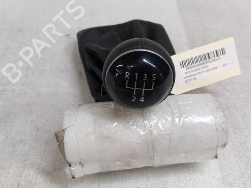 Used Shift knob VW POLO VI (AW1, BZ1, AE1) [2017-2025]  24653386