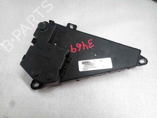 Fuse box VW GOLF III (1H1)  | BP17950760E1 