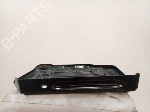 Support INFINITI QX30 2.2 D AWD | BP24238917C155 
