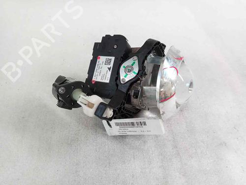 Used Right front fog light OPEL ZAFIRA TOURER C (P12) [2011-2026]  32439130