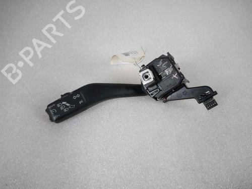 Used Steering column stalk SEAT LEON (1P1) 2.0 TDI (140 hp) 10732500