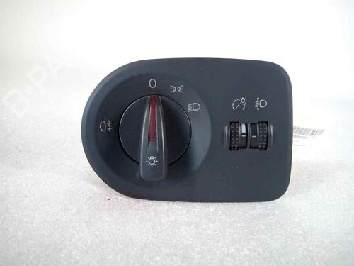 Used Headlight switch SEAT IBIZA IV ST (6J8, 6P8) 1.6 TDI (90 hp) 10672559