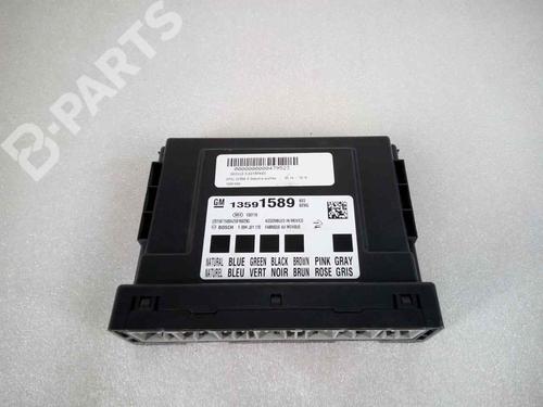 electronic-module-opel-corsa-e-x15-13-cdti-08-68-13591589-2014-10665598 main image