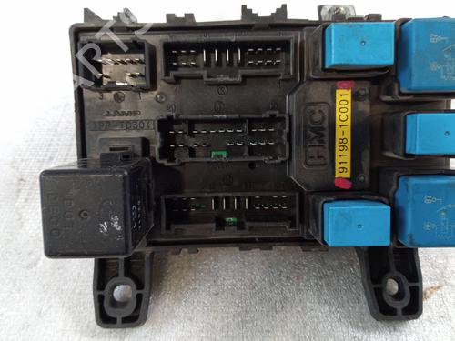 Fuse box HYUNDAI GETZ (TB) 1.6 | BP27224547E1 