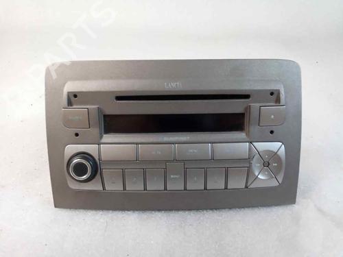 Used Radio LANCIA MUSA (350_) 1.3 D Multijet (350.AXB11, 350.AXB1A) (70 hp) 18783571