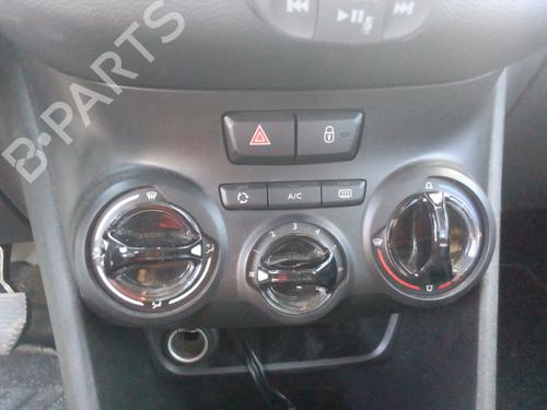 Commande Chauffage PEUGEOT 208 I (CA_, CC_) 1.6 HDi / BlueHDi 75 (75 hp) 8413775