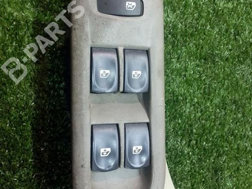 left-front-window-switch-renault-clio-iii-grandtour-kr01_-8200356758-2007-8603956 main image