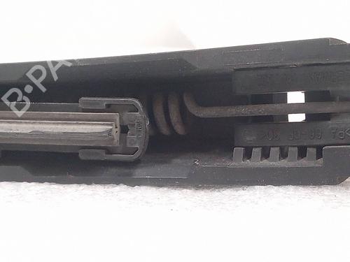 Rear windshield wiper arm VW TOURAN (1T1, 1T2) 1.9 TDI | BP15386458C144 