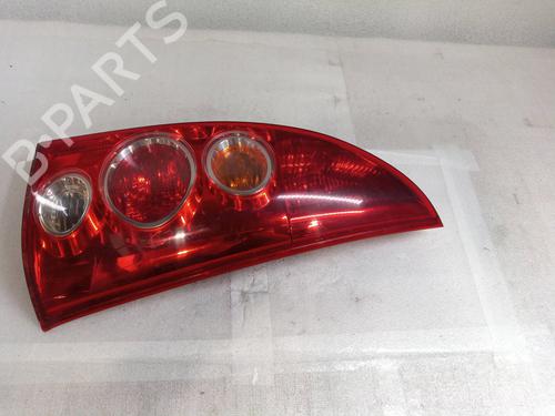 right-taillight-mazda-premacy-cp-1999-2000-2001-2002-2003-2004-2005-32445029 main image
