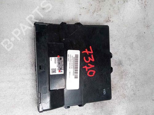 Used Engine control unit (ECU) TOYOTA YARIS (_P13_) 1.5 Hybrid (NHP130_) (101 hp) 17076754