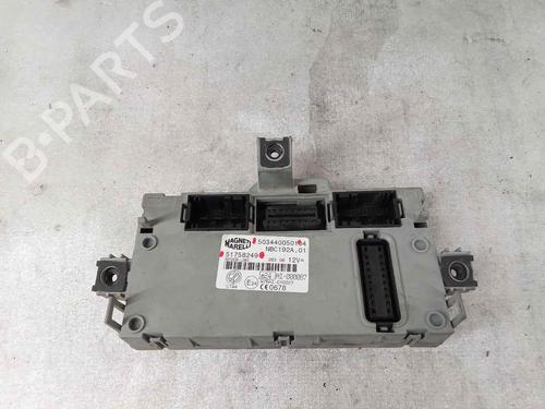 Fuse box FIAT STILO (192_) 1.9 D Multijet | BP17951502E1