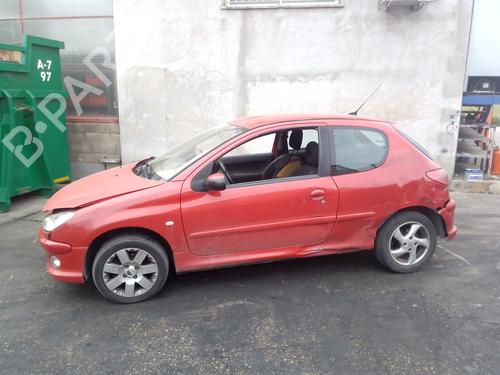 Fuse box PEUGEOT 206 Hatchback (2A/C) 1.6 HDi 110 | BP27236235E1 
