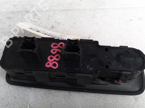 Left front window switch CITROËN C8 (EA_, EB_) 2.0 HDi | BP24572292I27