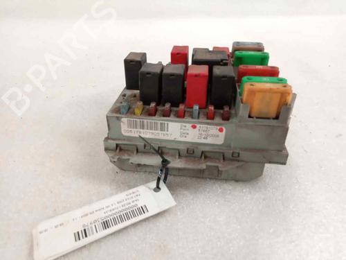 Fuse box FIAT STILO (192_) 1.4 16V (192AXH1B, 192BXH1B) | BP27224457E1 