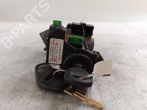 Clé de contact HONDA CIVIC VII Hatchback (EU, EP, EV) 1.6 i (EP2, EU8, EU6) | BP30519227M48