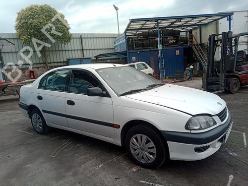 Fuse box TOYOTA AVENSIS (_T22_) 1.6 VVT-i (ZZT220_, ZZT220R) | BP15192565E1 