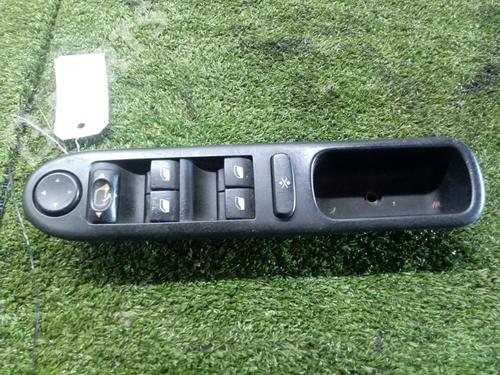 Used Left front window switch Left front window switch PEUGEOT 307 (3A/C) [2000-2012] 9119504 9119504