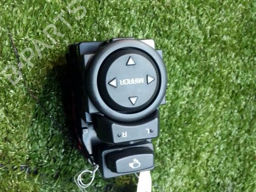 Commande retroviseurs KIA STONIC (YB) 1.0 T-GDi (101 hp) 8278438