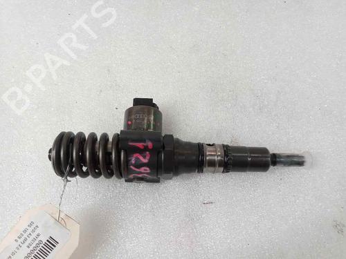 Injector AUDI A3 Sportback (8PA) 2.0 TDI 16V (140 hp) 18090097