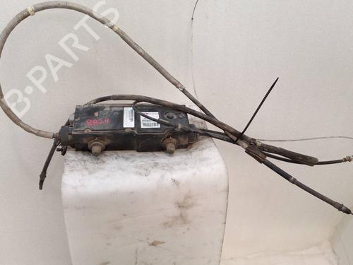 Used Electric handbrake RENAULT LAGUNA I (B56_, 556_) 1.9 dTi (100 hp) 27897340