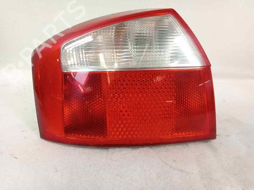 Venstre baglygte AUDI A4 B6 (8E2) 1.9 TDI (130 hp) 28375823